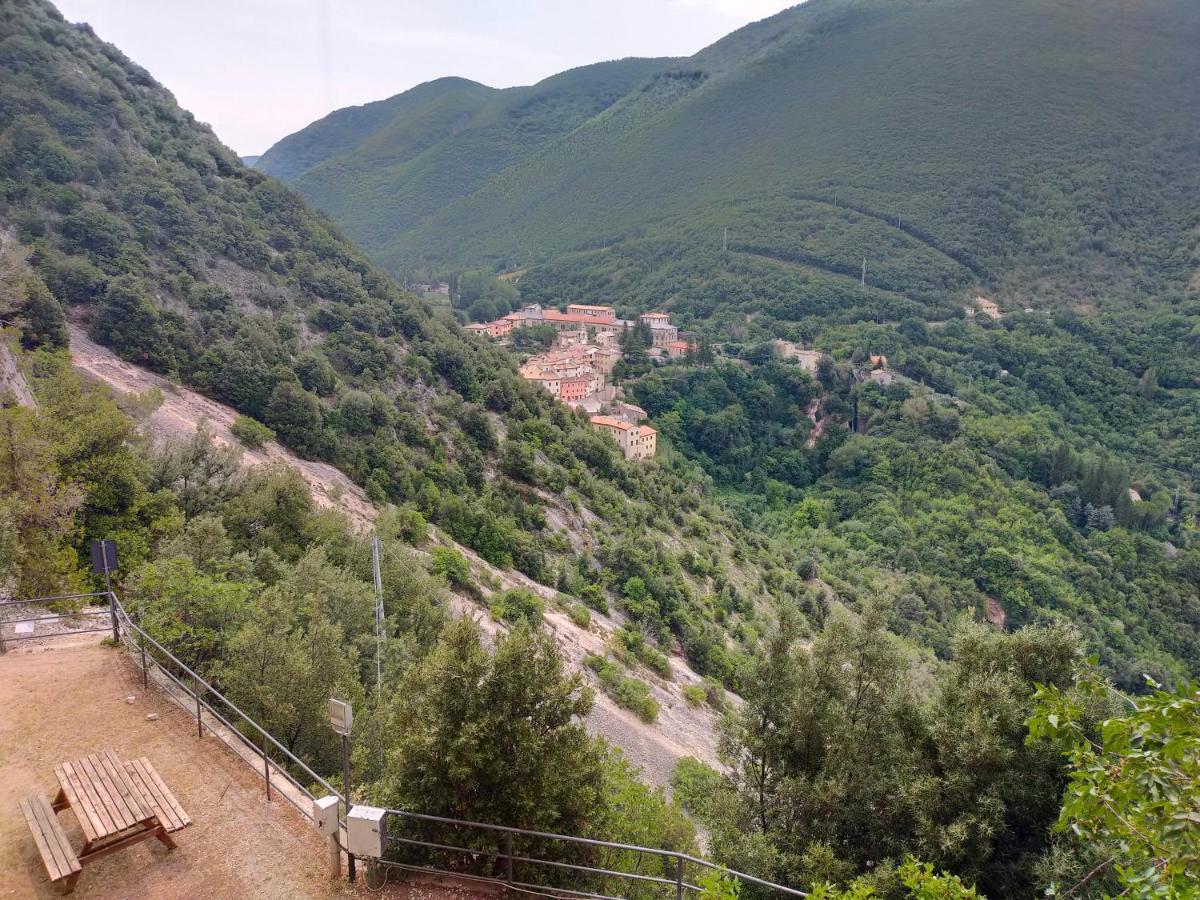 Traivicolidifoligno Hotel Exterior photo